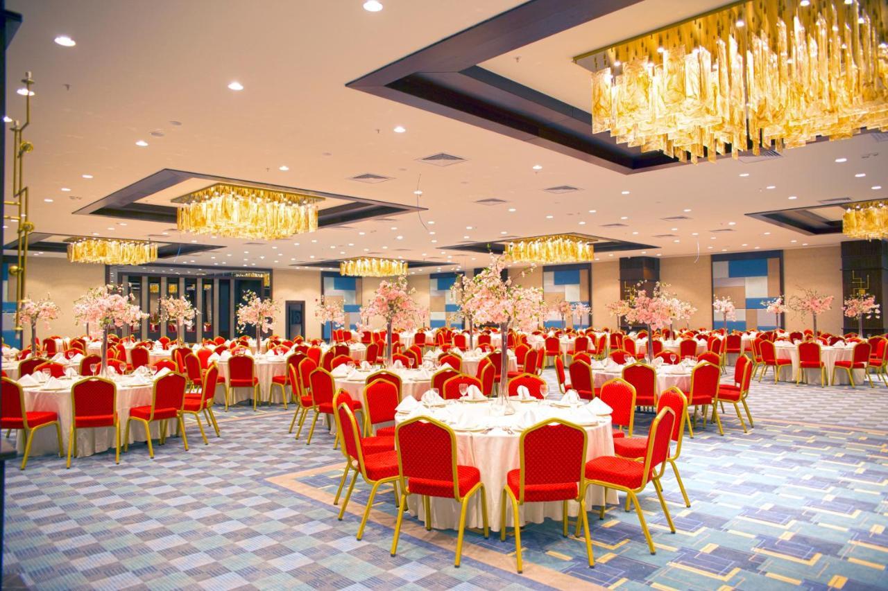 The Green Park Gaziantep Eksteriør bilde The ballroom of the hotel