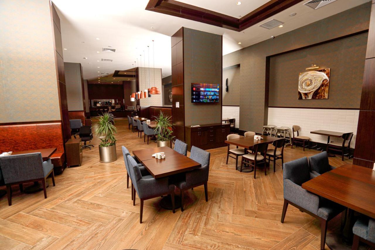 The Green Park Gaziantep Eksteriør bilde The lounge at the airport
