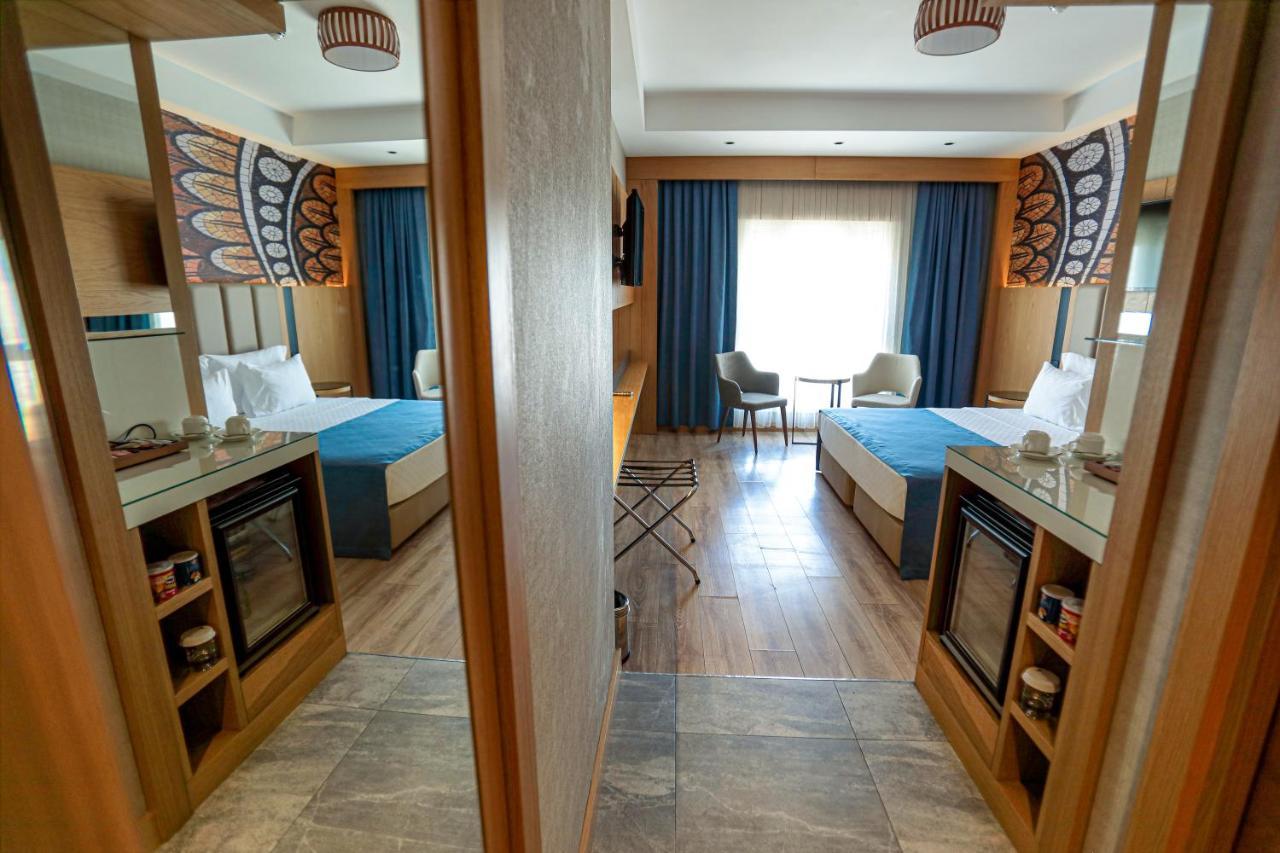 The Green Park Gaziantep Eksteriør bilde A room at the hotel
