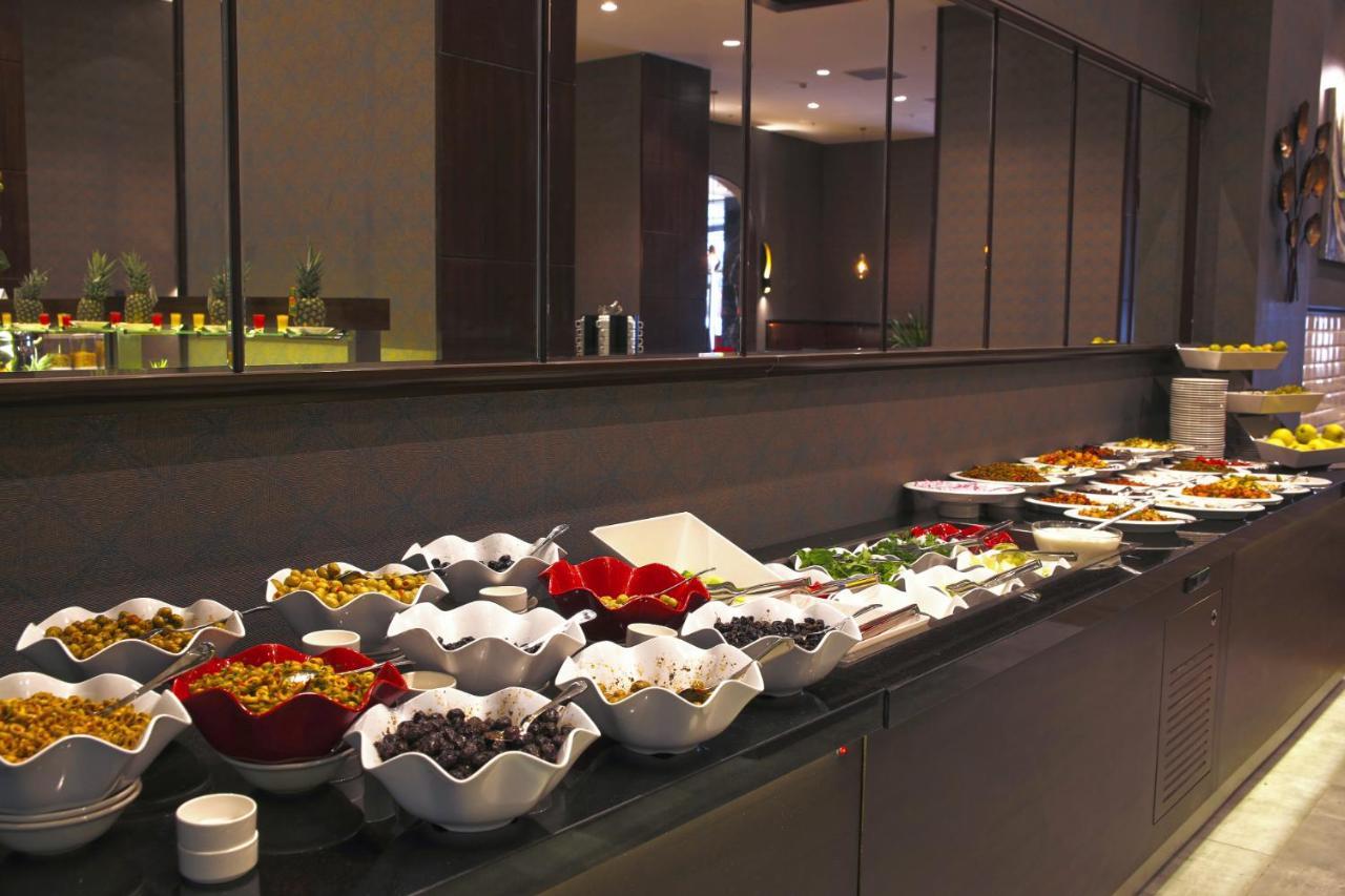 The Green Park Gaziantep Eksteriør bilde A salad bar